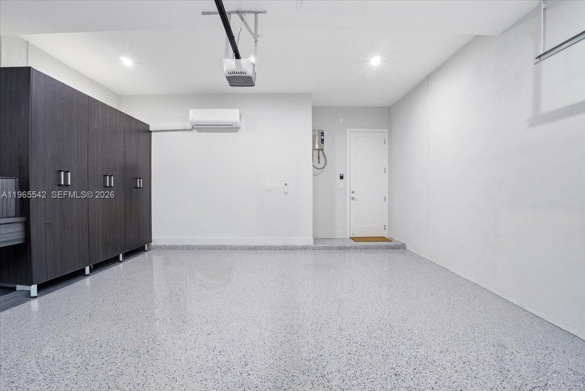 8096 NW 48th Ter, Doral FL 33166