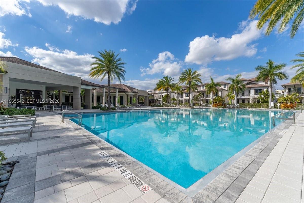 8096 NW 48th Ter, Doral FL 33166