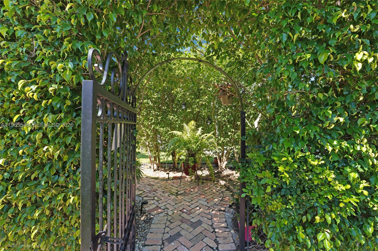 4500 Sheridan Ave, Miami Beach FL 33140