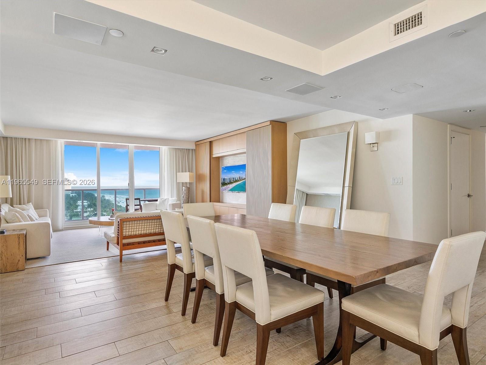 102 24th St #1119, Miami Beach FL 33139