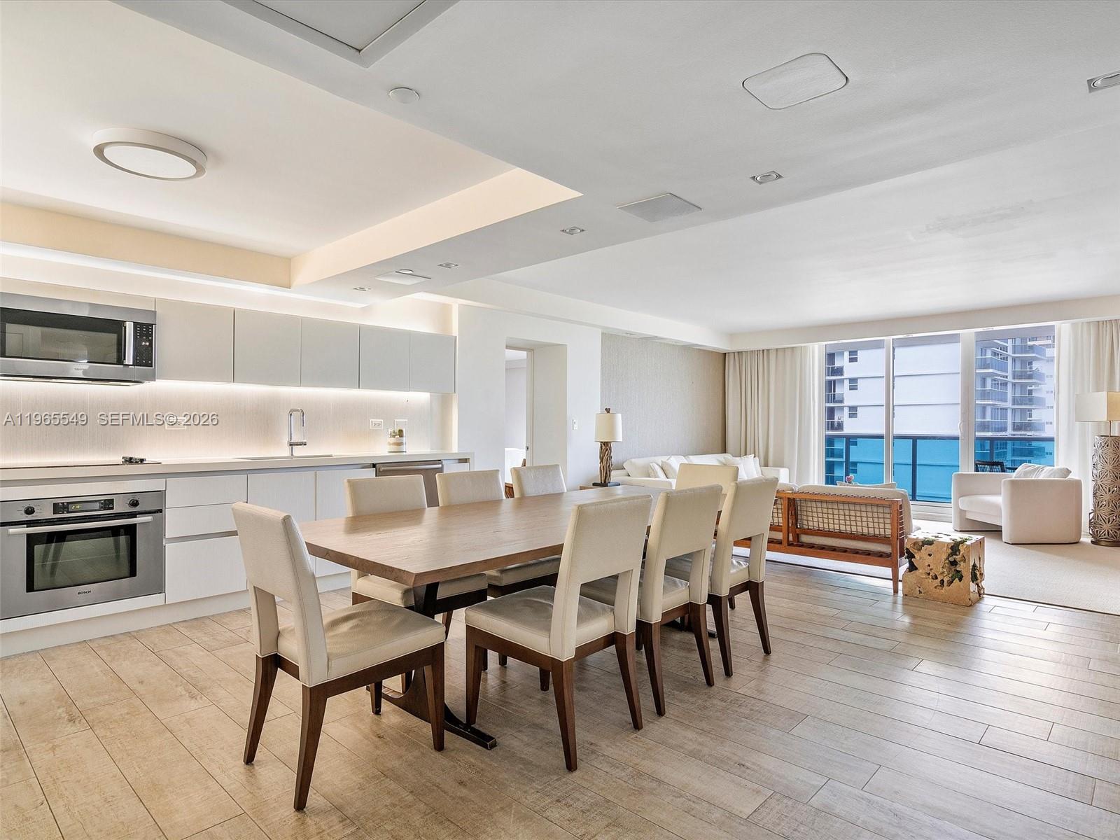 102 24th St #1119, Miami Beach FL 33139