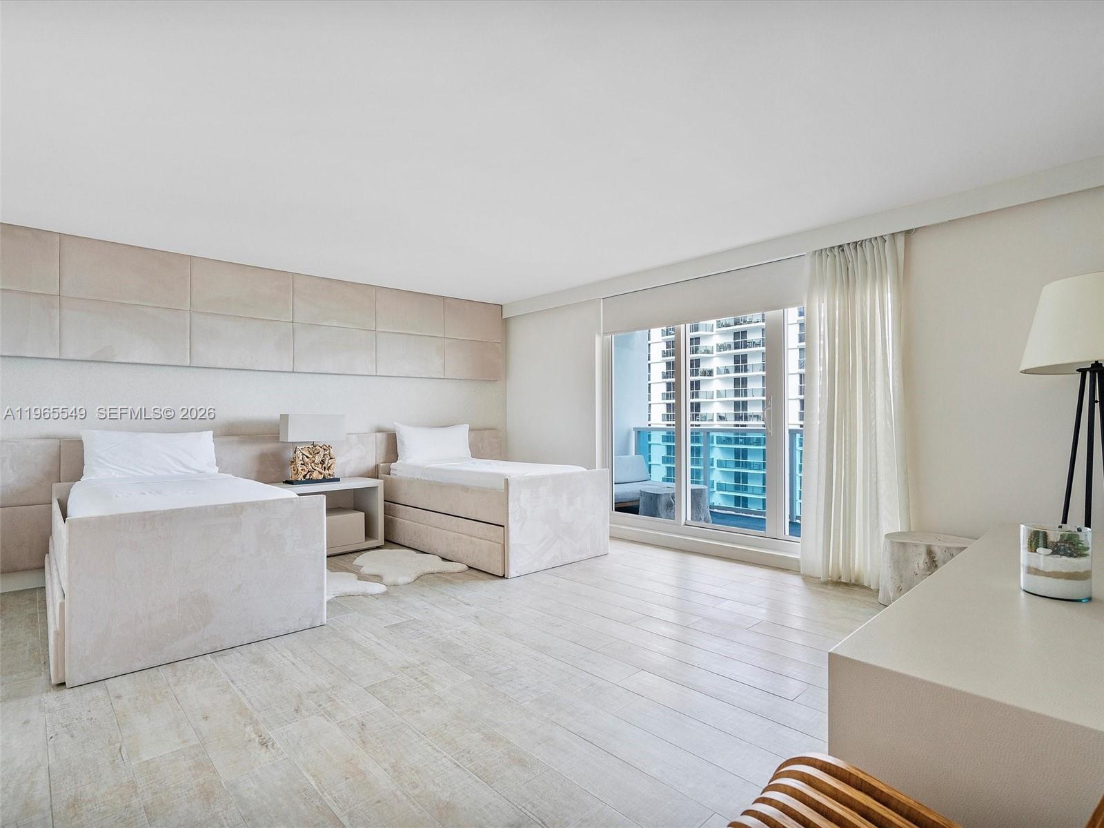 102 24th St #1119, Miami Beach FL 33139