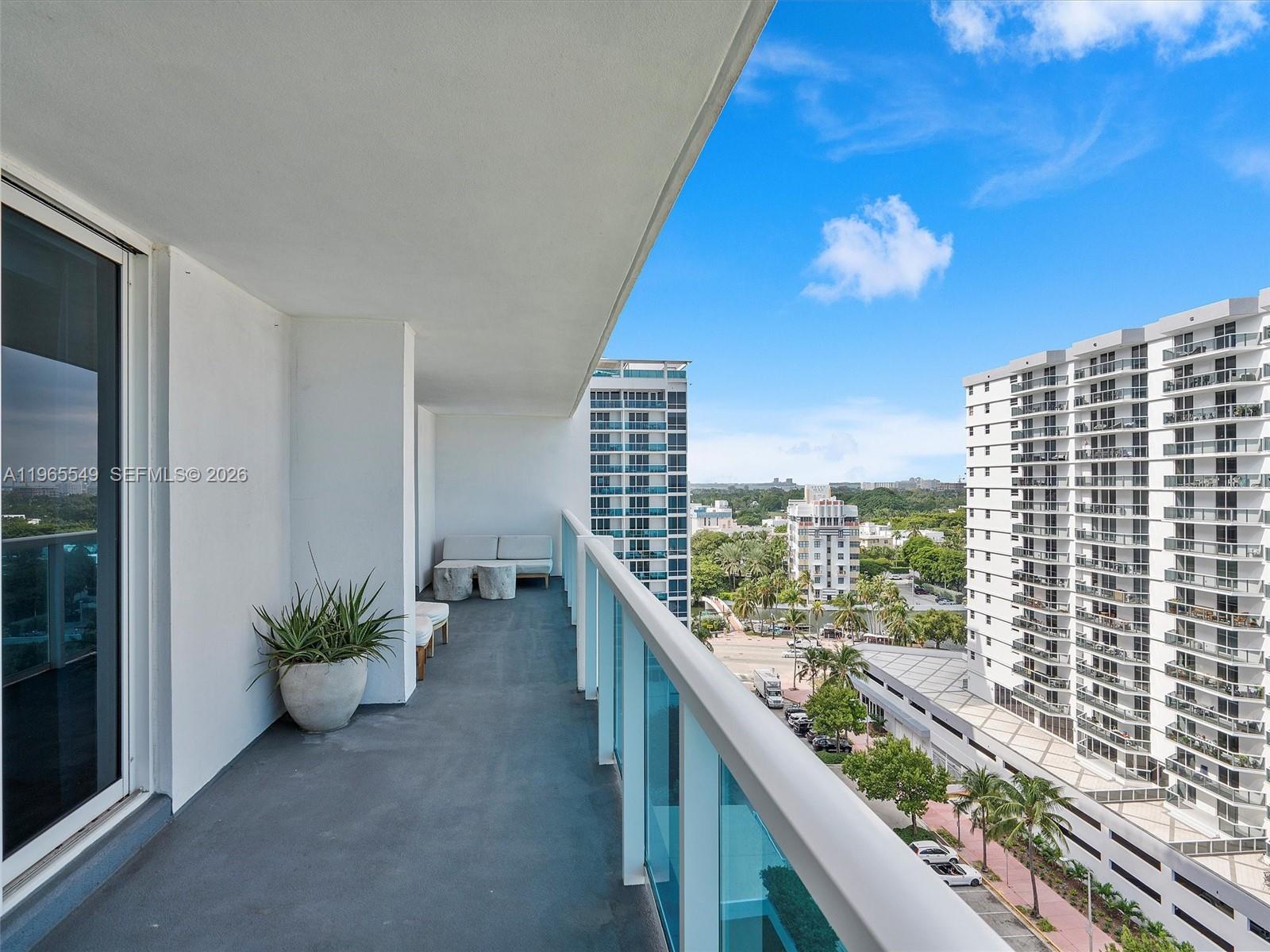 102 24th St #1119, Miami Beach FL 33139