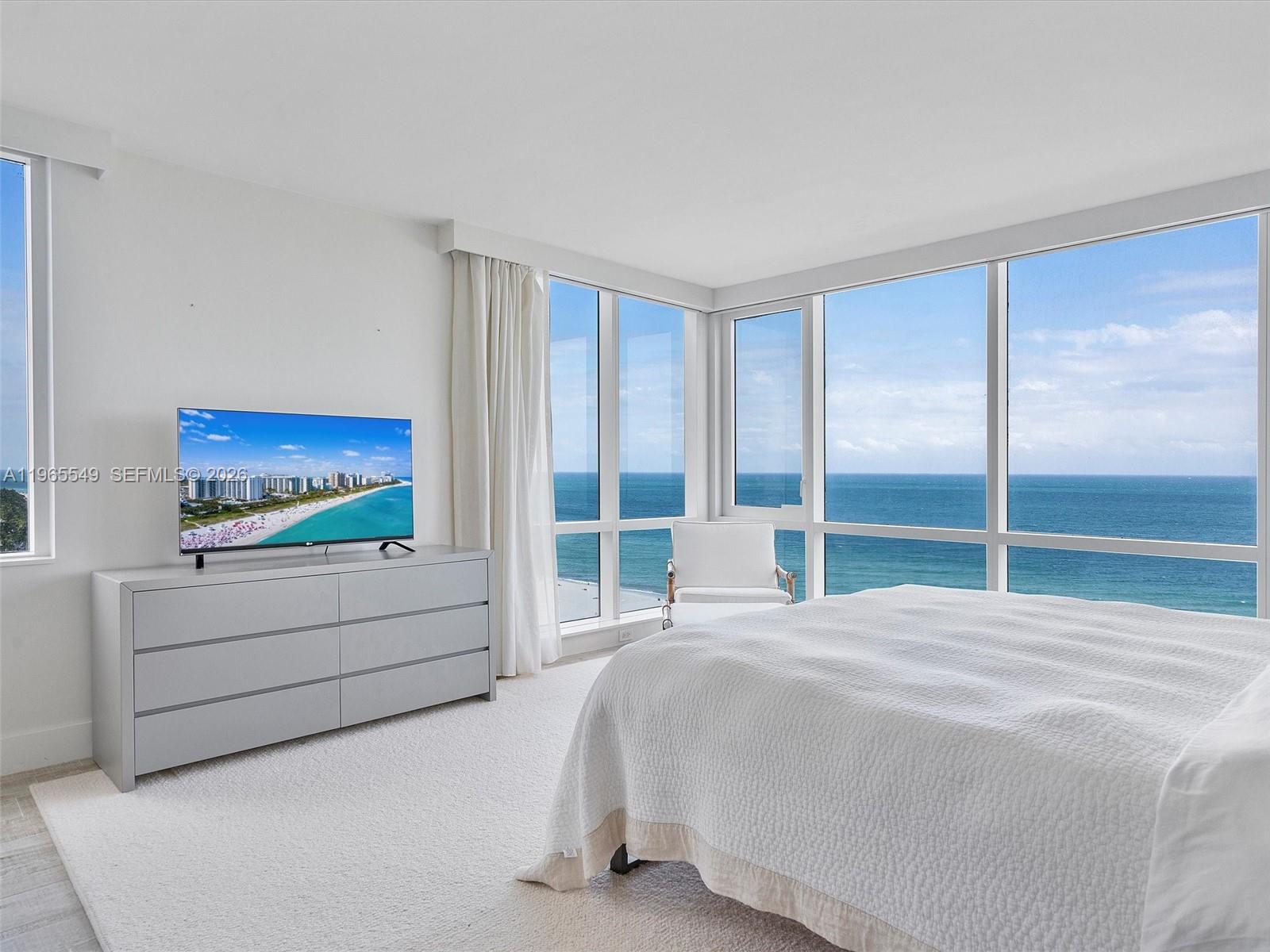 102 24th St #1119, Miami Beach FL 33139