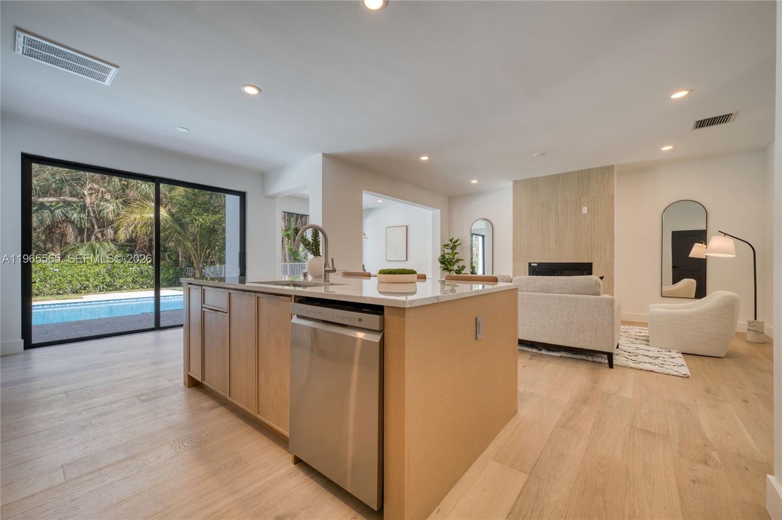 43 Princewood Ln, Palm Beach Gardens FL 33410