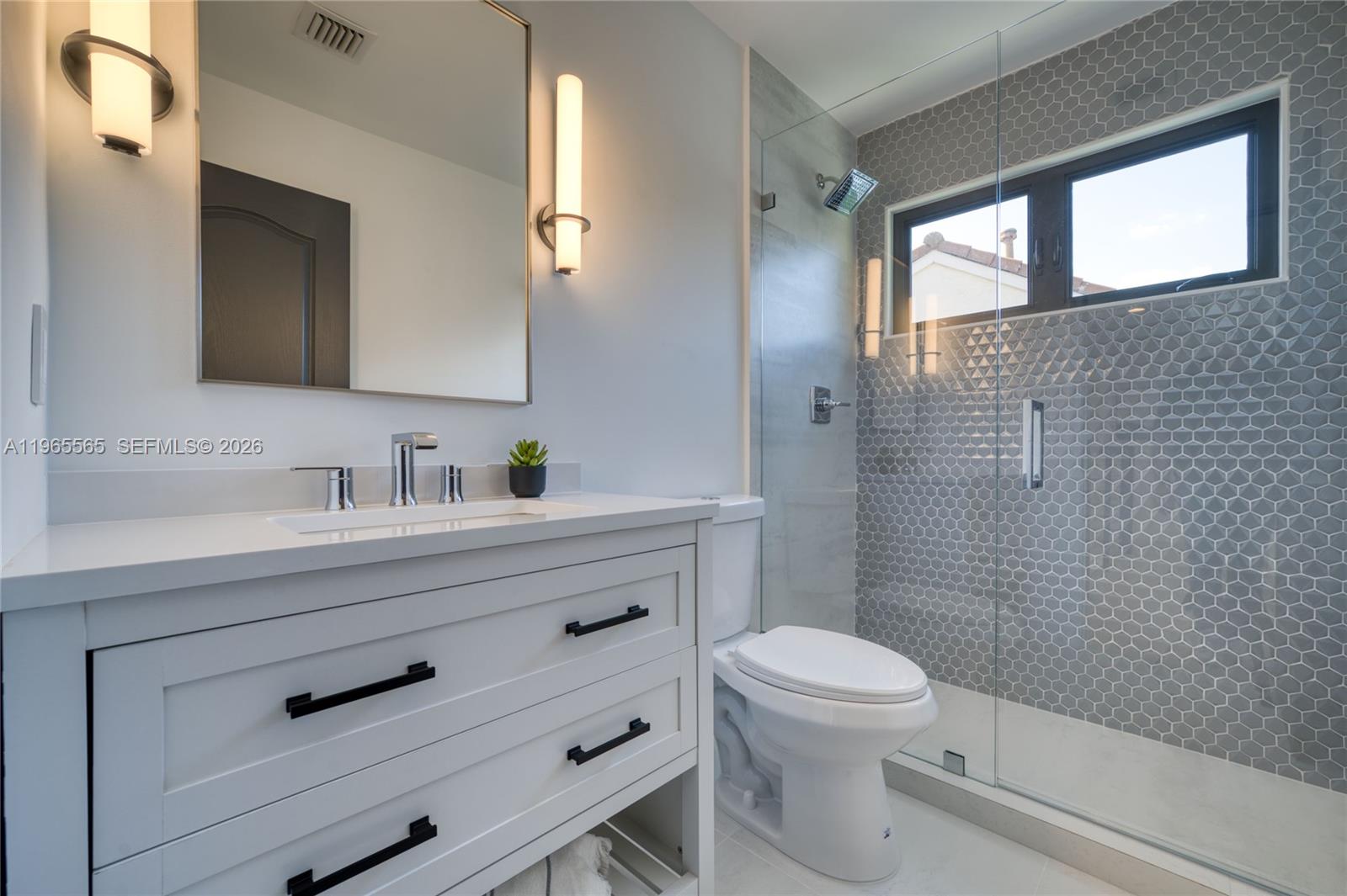 43 Princewood Ln, Palm Beach Gardens FL 33410