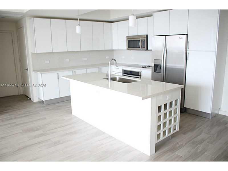999 SW 1st Ave #2106, Miami FL 33130
