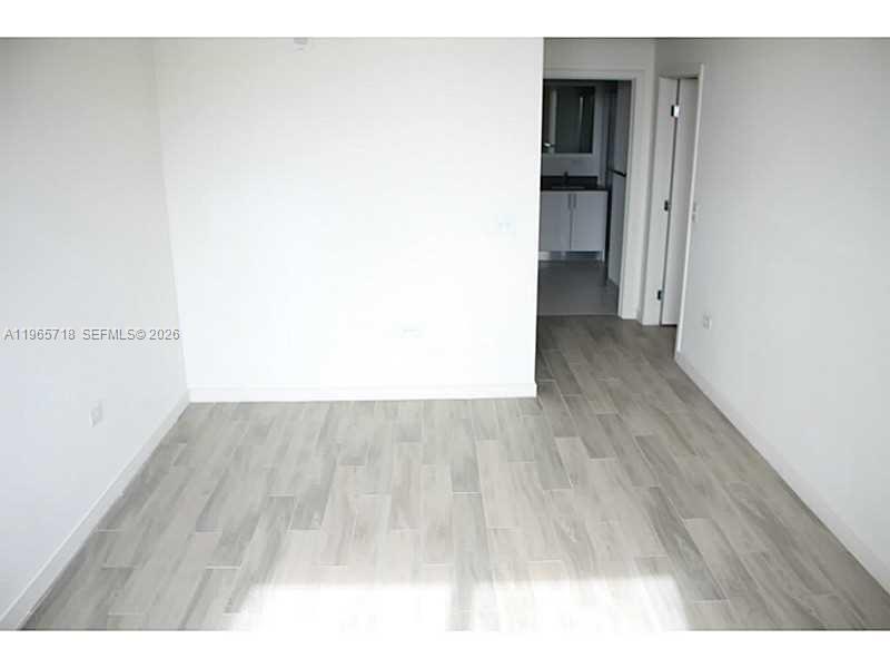 999 SW 1st Ave #2106, Miami FL 33130