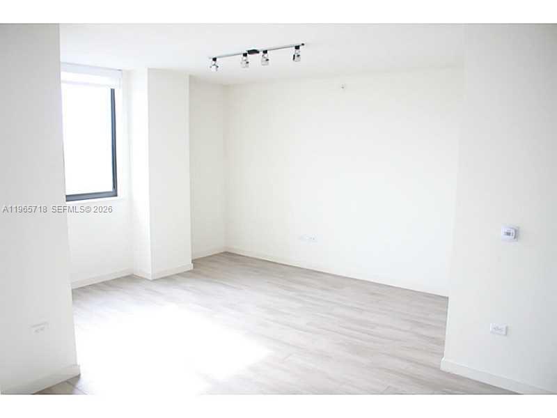 999 SW 1st Ave #2106, Miami FL 33130