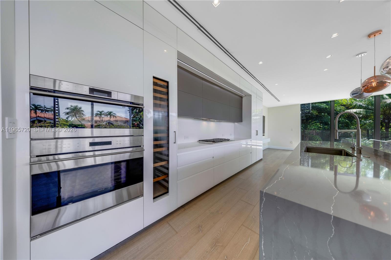 420 N Hibiscus Dr, Miami Beach FL 33139