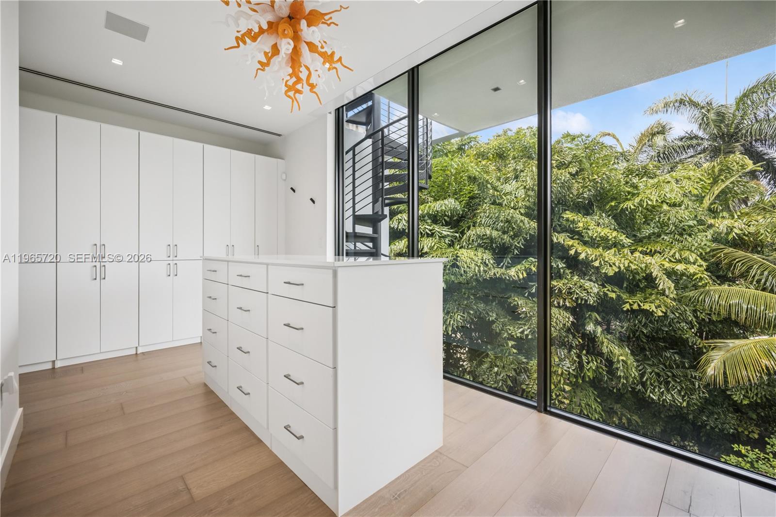 420 N Hibiscus Dr, Miami Beach FL 33139