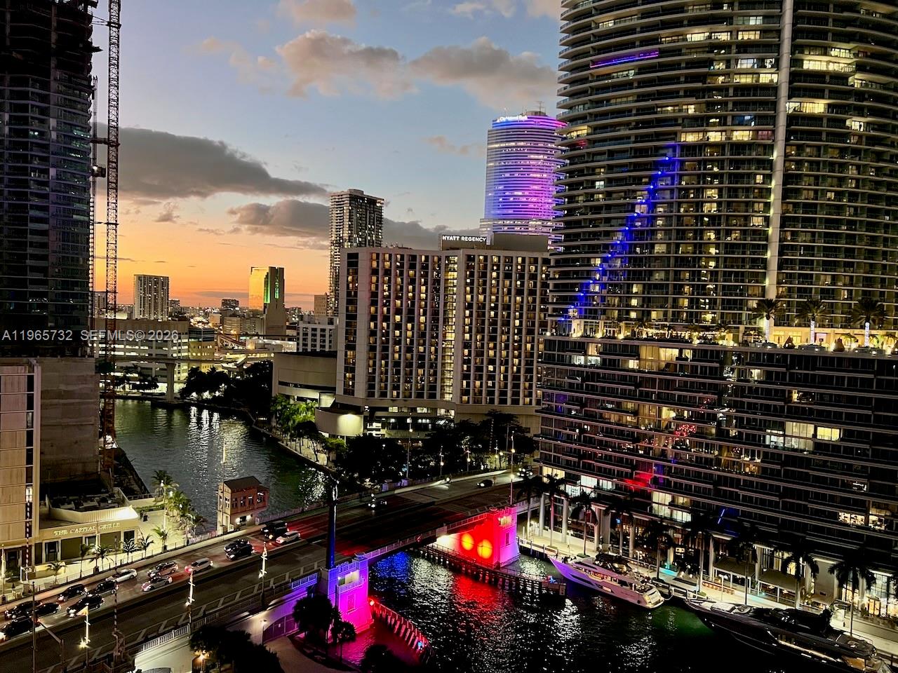 475 Brickell Ave #1715, Miami FL 33131
