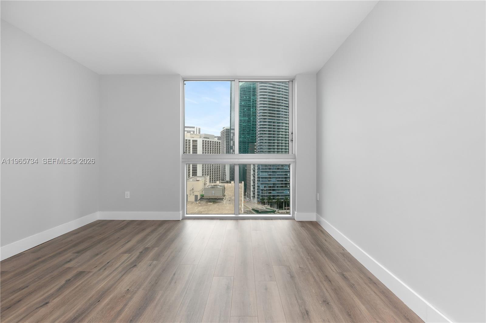 500 Brickell Ave #1801, Miami FL 33131