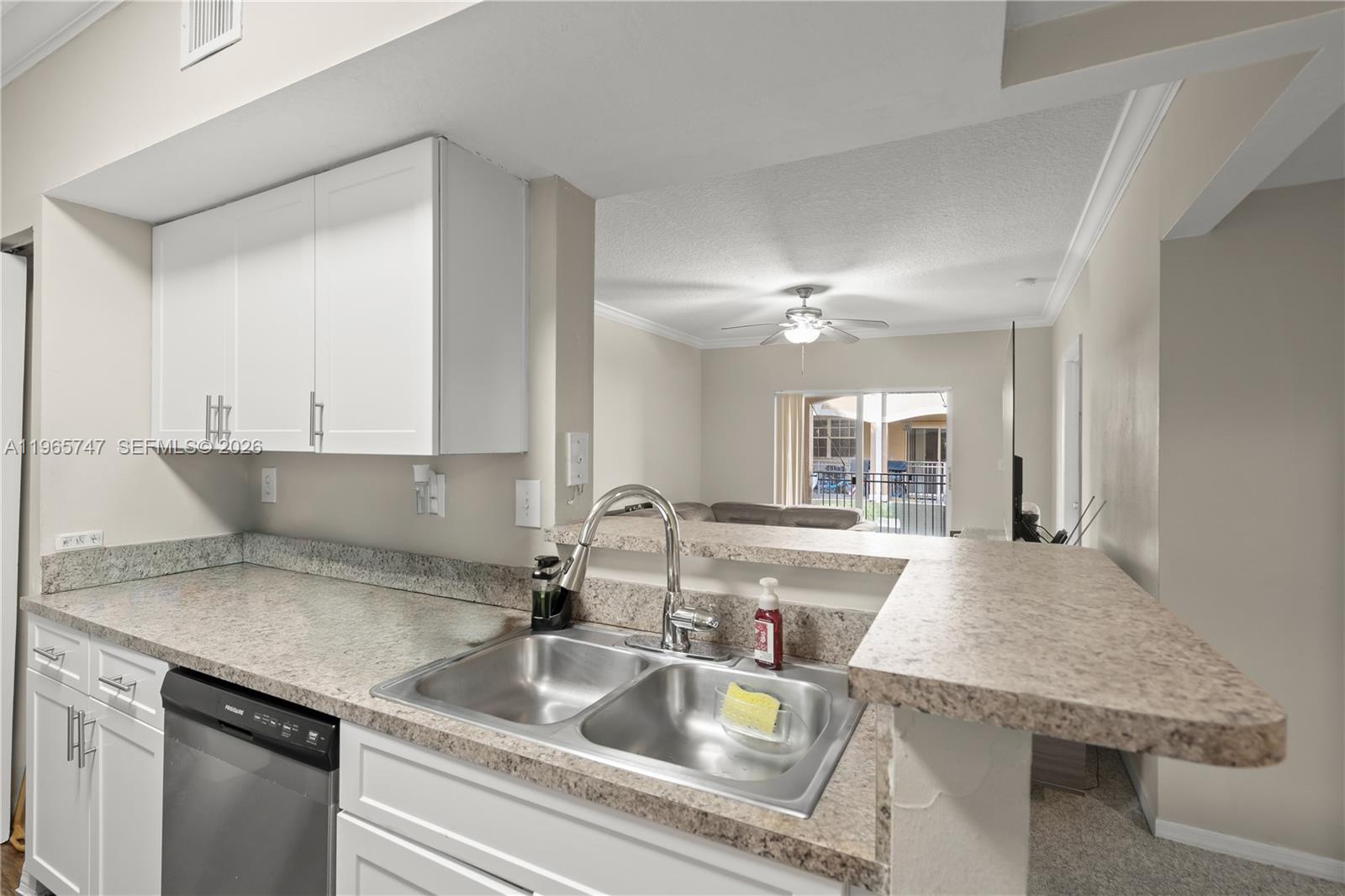230 SW 117th Ter #11108, Pembroke Pines FL 33025