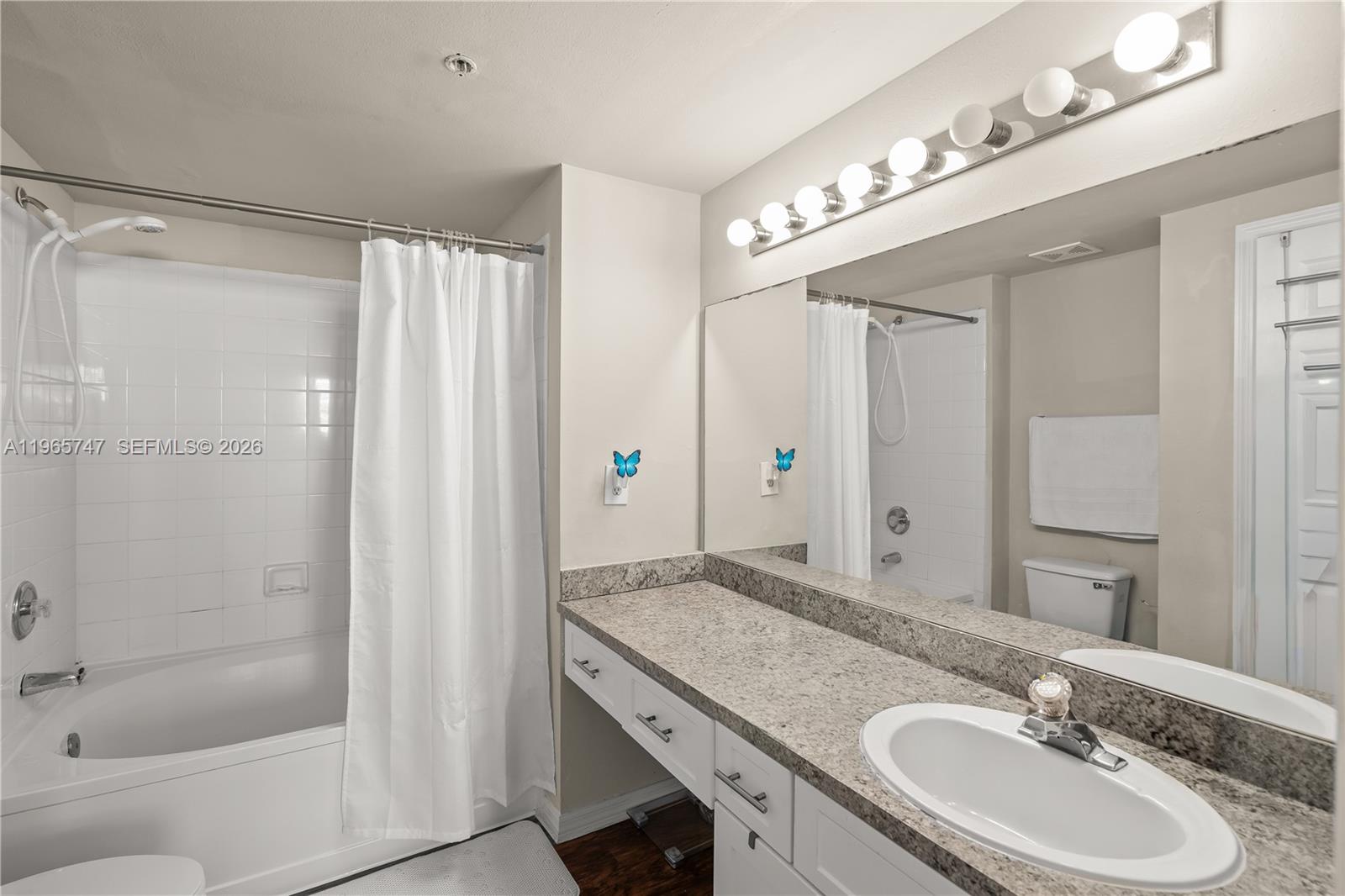230 SW 117th Ter #11108, Pembroke Pines FL 33025