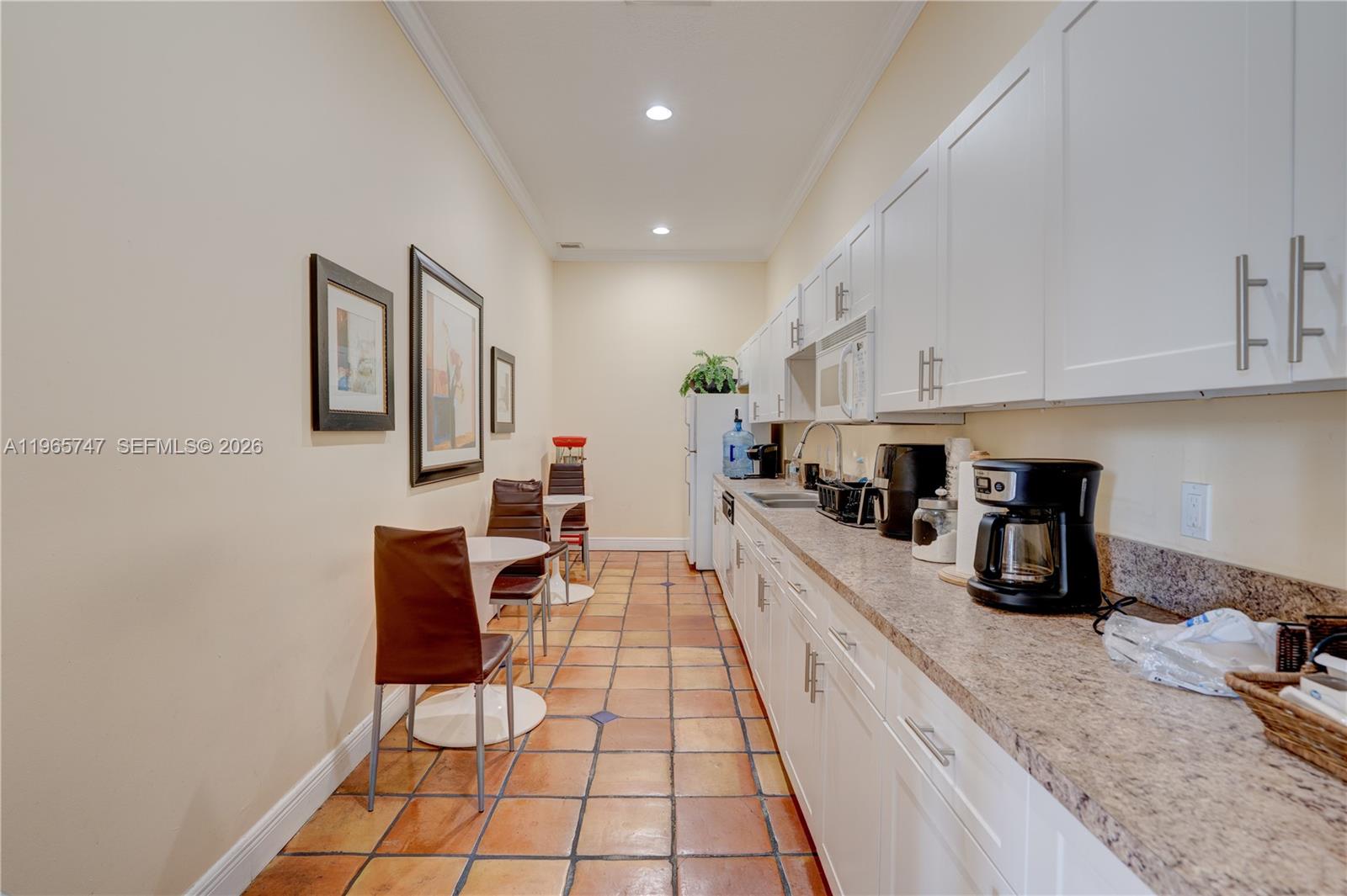 230 SW 117th Ter #11108, Pembroke Pines FL 33025