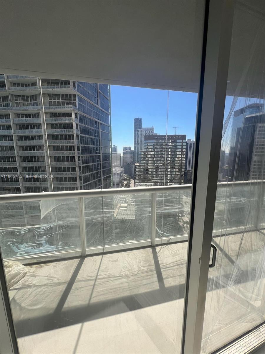 475 Brickell Ave #3613, Miami FL 33131