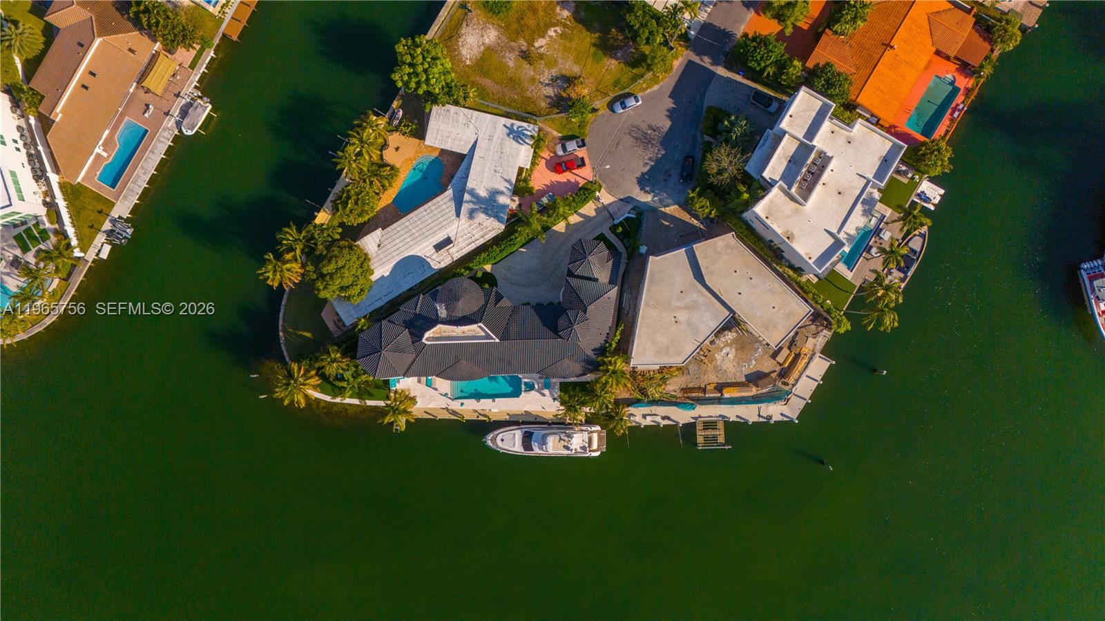 16479 NE 30th Ave, North Miami Beach FL 33160