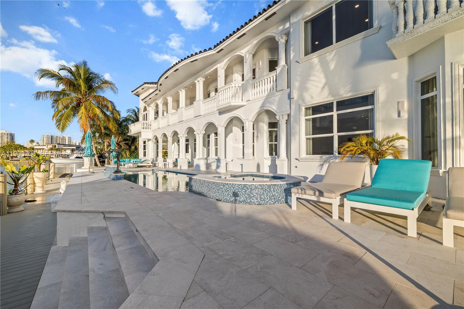 16479 NE 30th Ave, North Miami Beach FL 33160