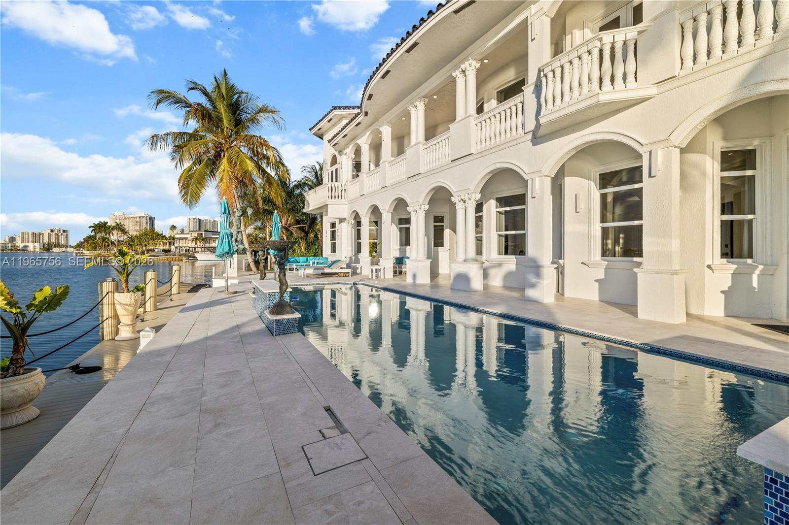 16479 NE 30th Ave, North Miami Beach FL 33160