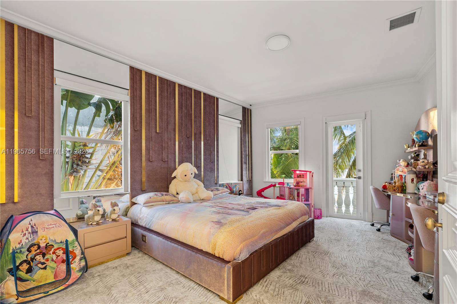16479 NE 30th Ave, North Miami Beach FL 33160