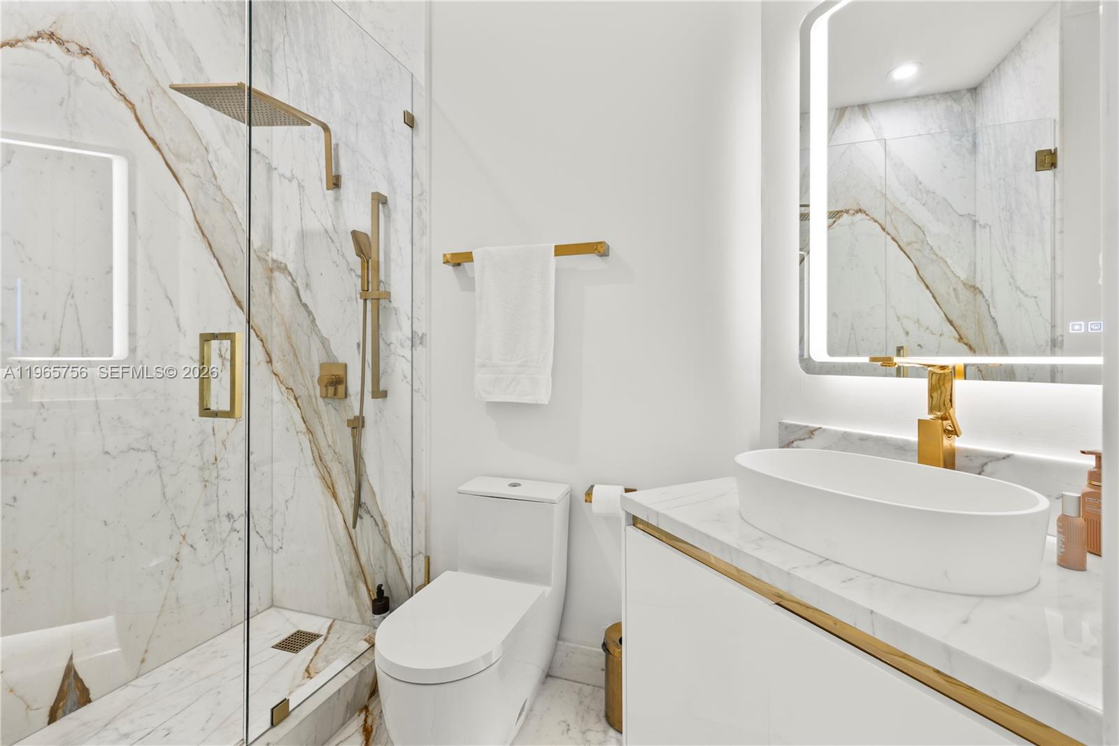 16479 NE 30th Ave, North Miami Beach FL 33160