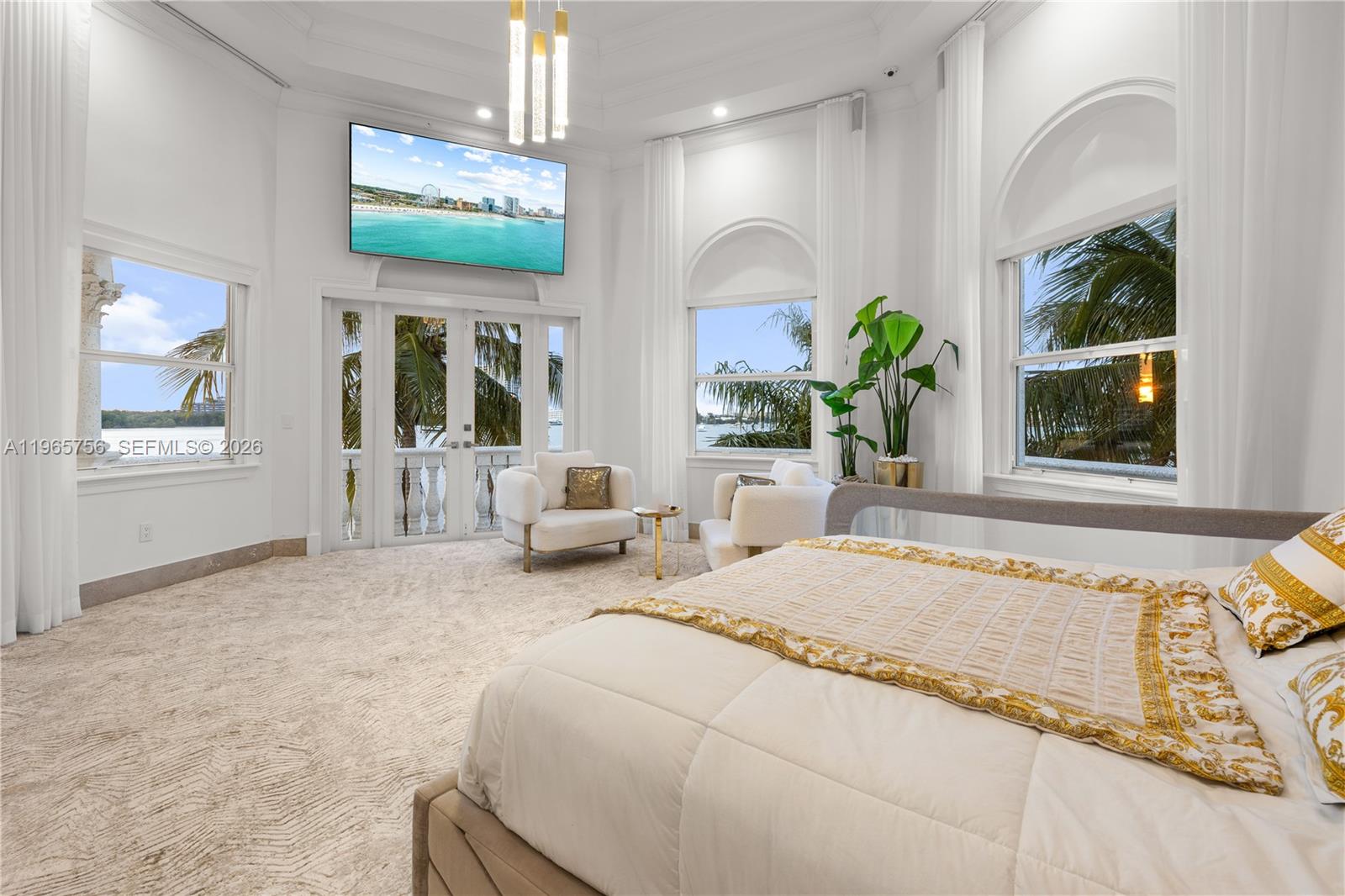 16479 NE 30th Ave, North Miami Beach FL 33160