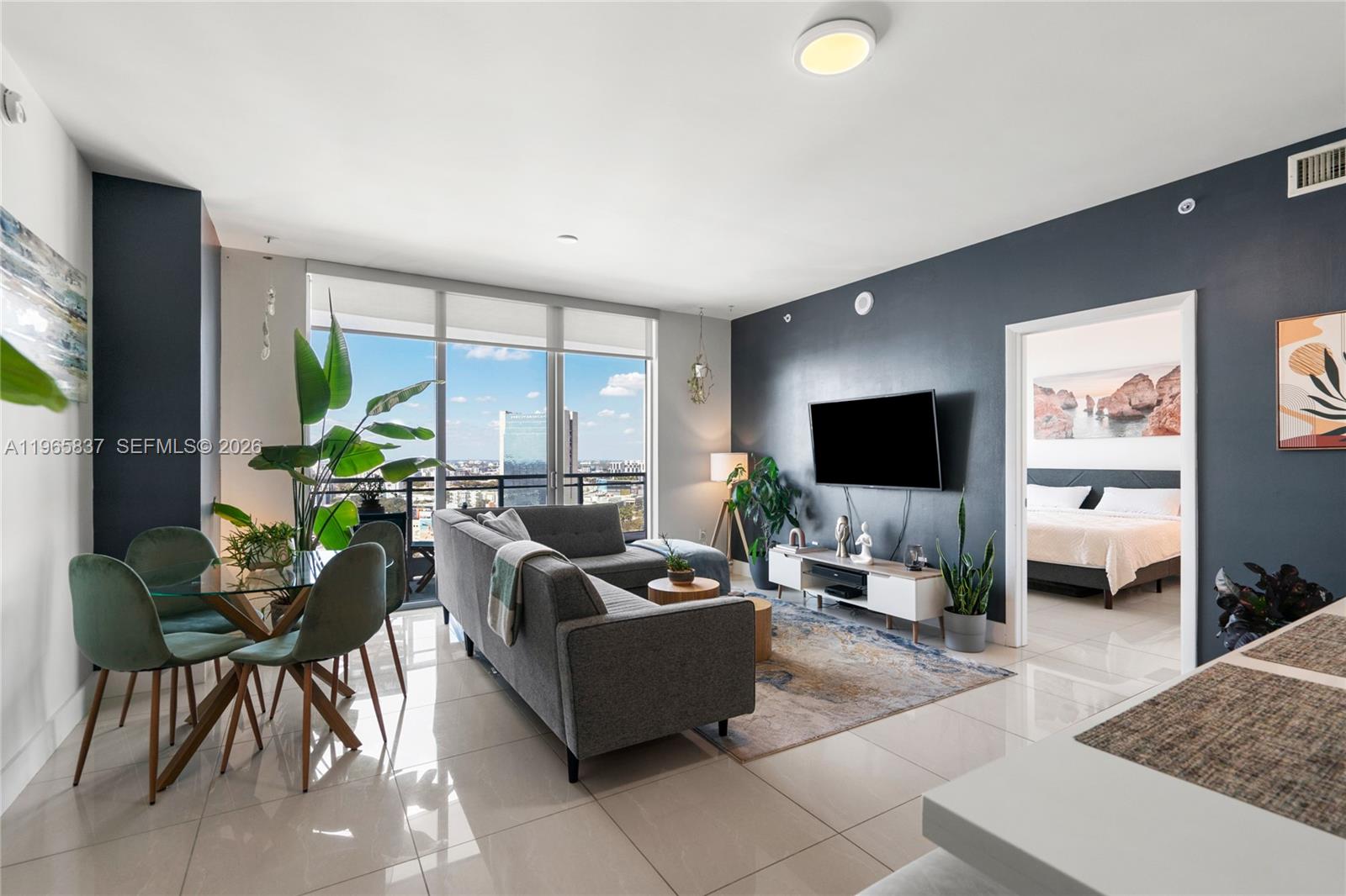90 SW 3rd St #2706, Miami FL 33130