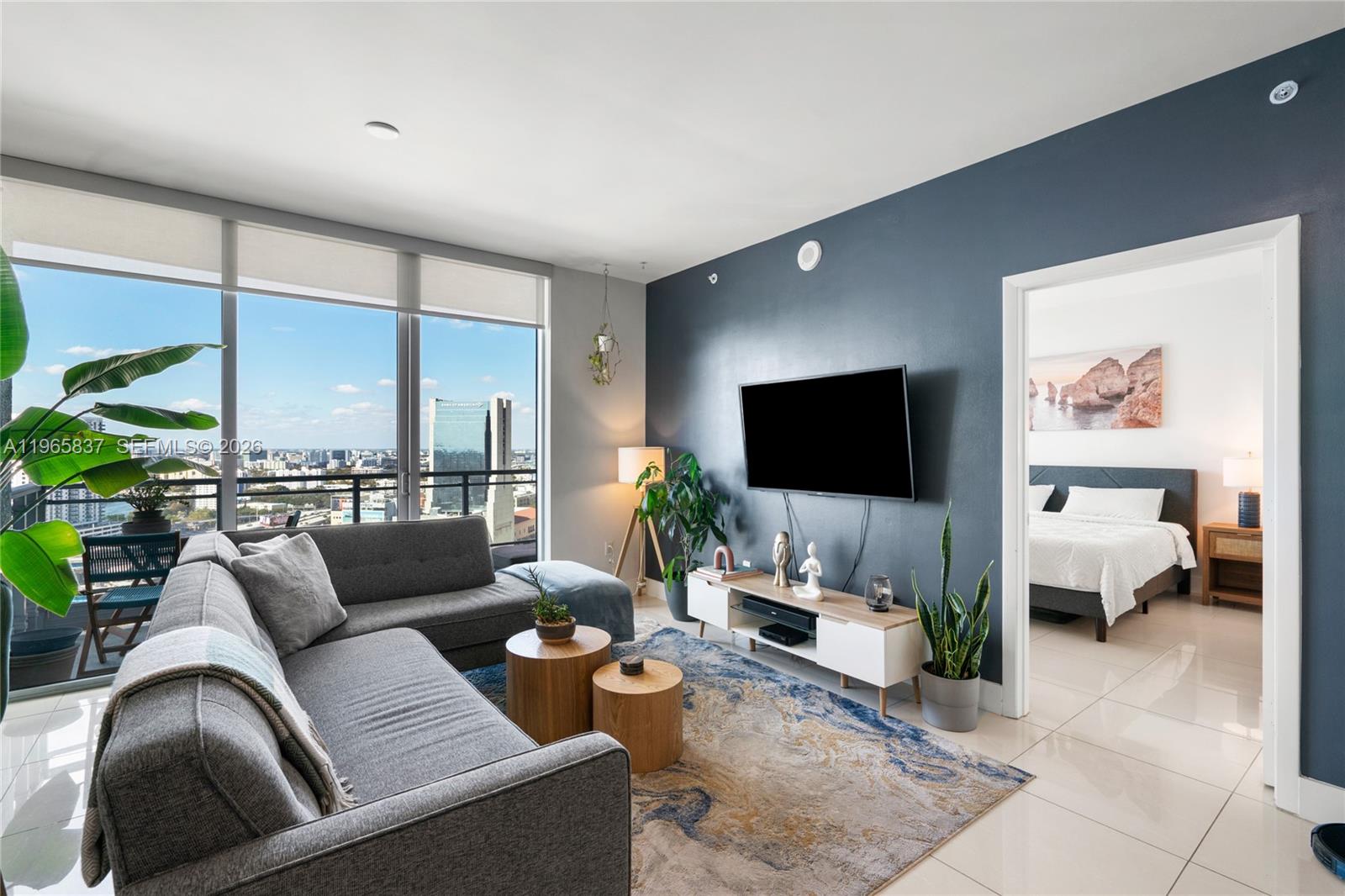 90 SW 3rd St #2706, Miami FL 33130