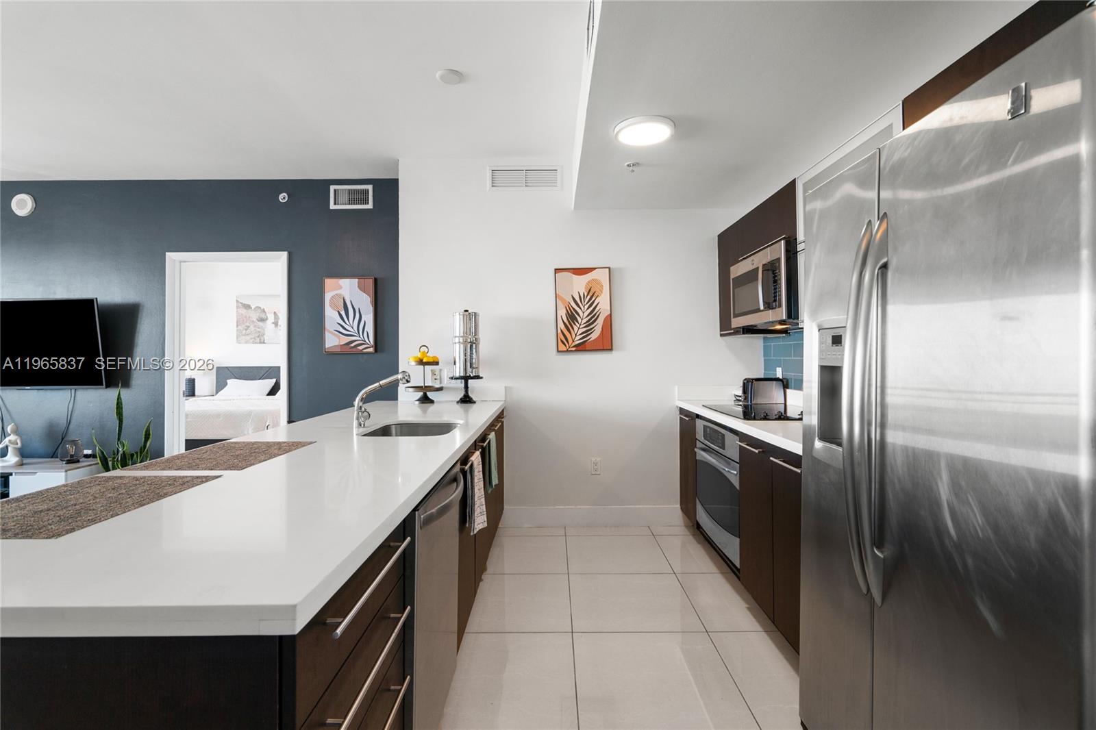 90 SW 3rd St #2706, Miami FL 33130