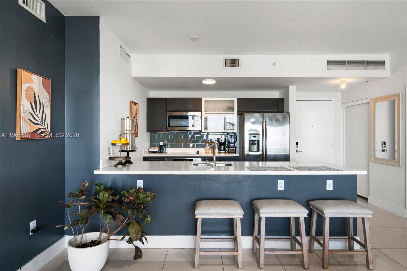 90 SW 3rd St #2706, Miami FL 33130