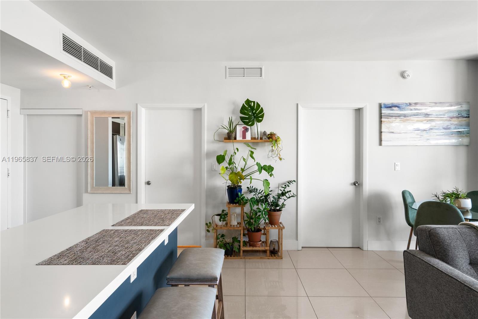 90 SW 3rd St #2706, Miami FL 33130