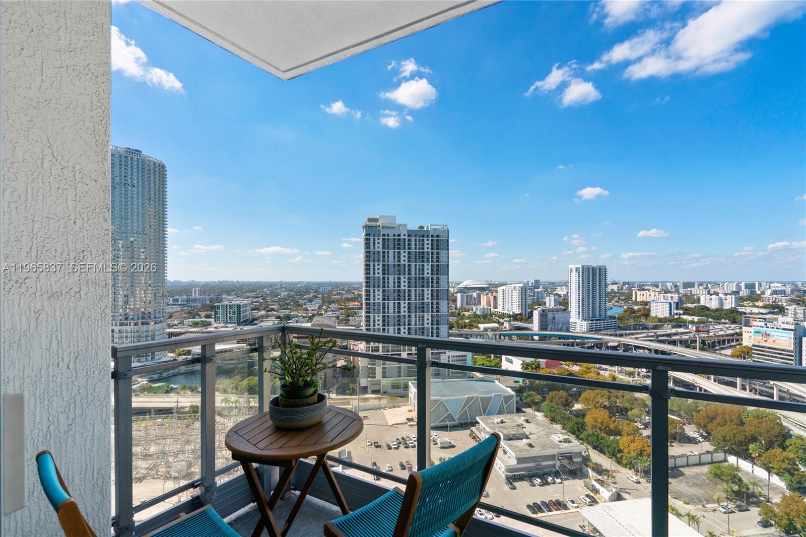 90 SW 3rd St #2706, Miami FL 33130