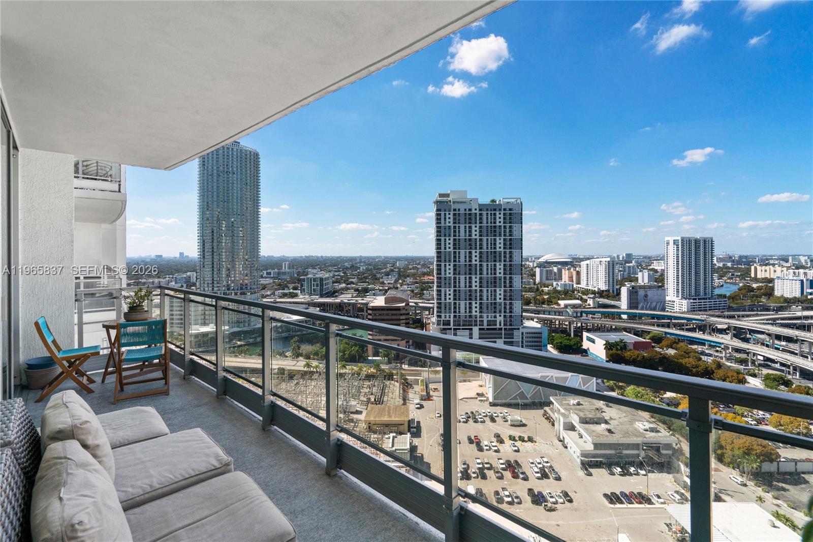 90 SW 3rd St #2706, Miami FL 33130