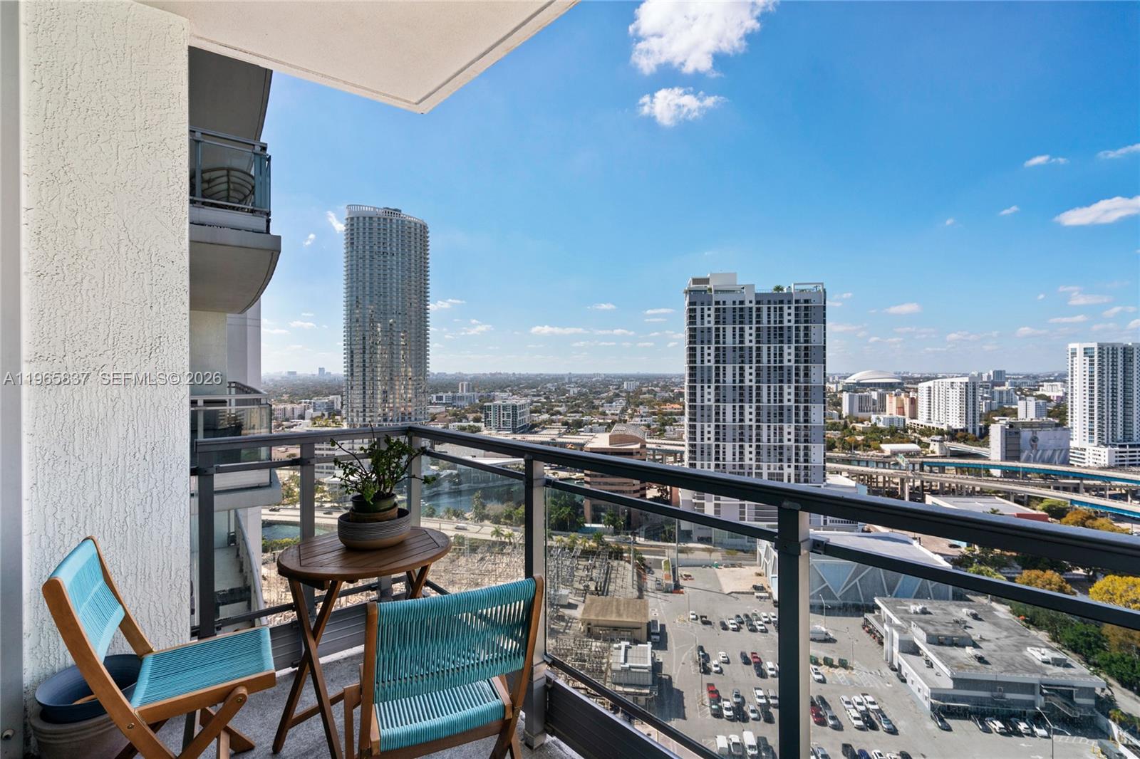 90 SW 3rd St #2706, Miami FL 33130