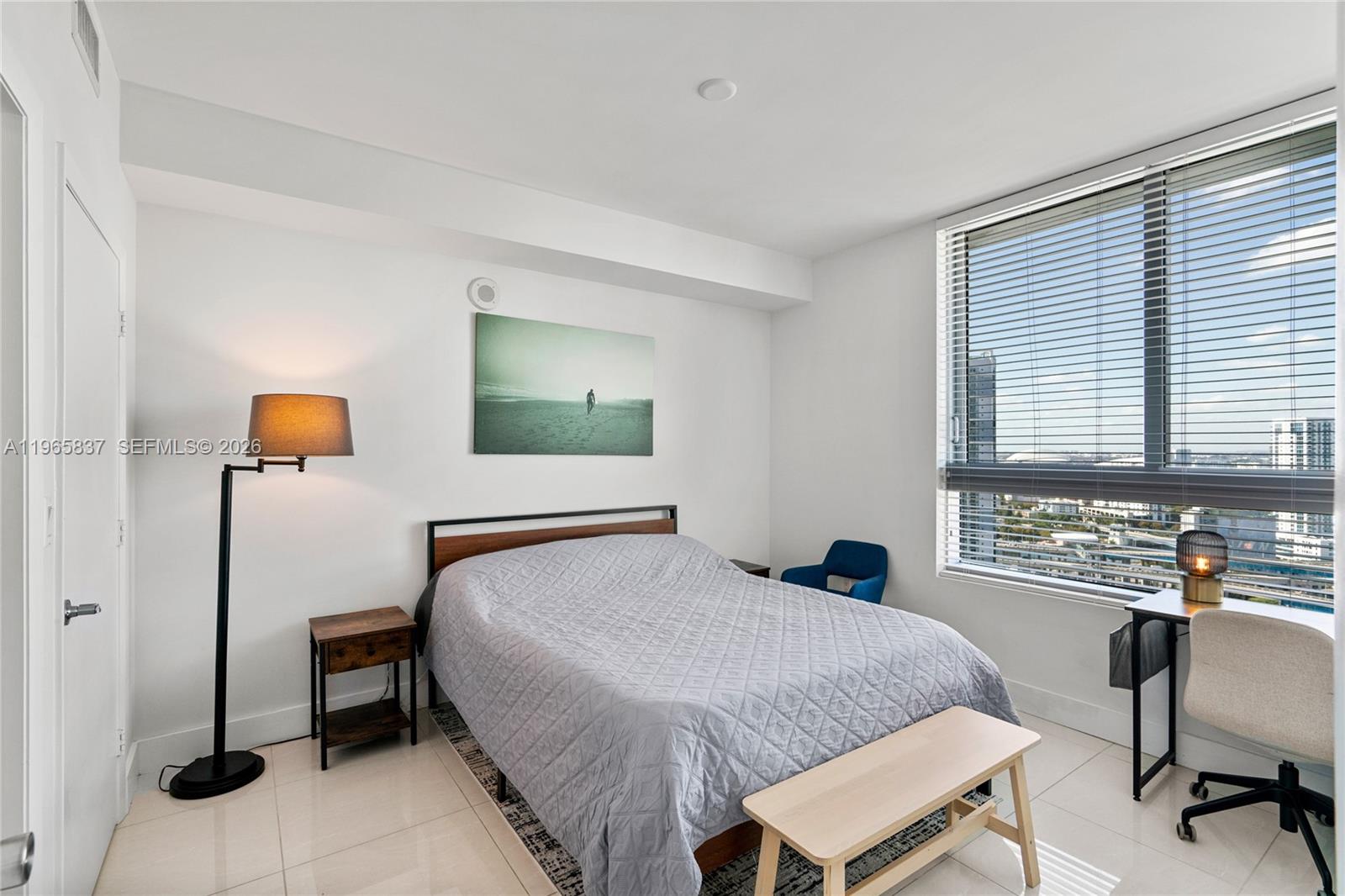 90 SW 3rd St #2706, Miami FL 33130