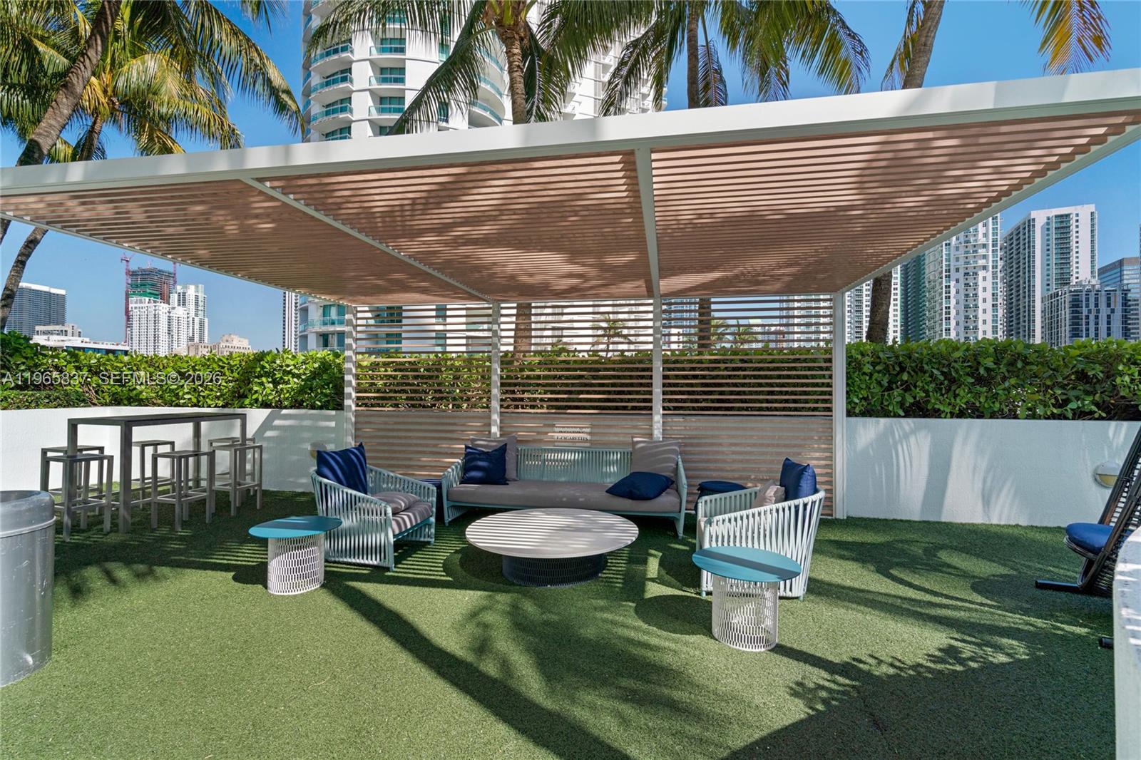90 SW 3rd St #2706, Miami FL 33130