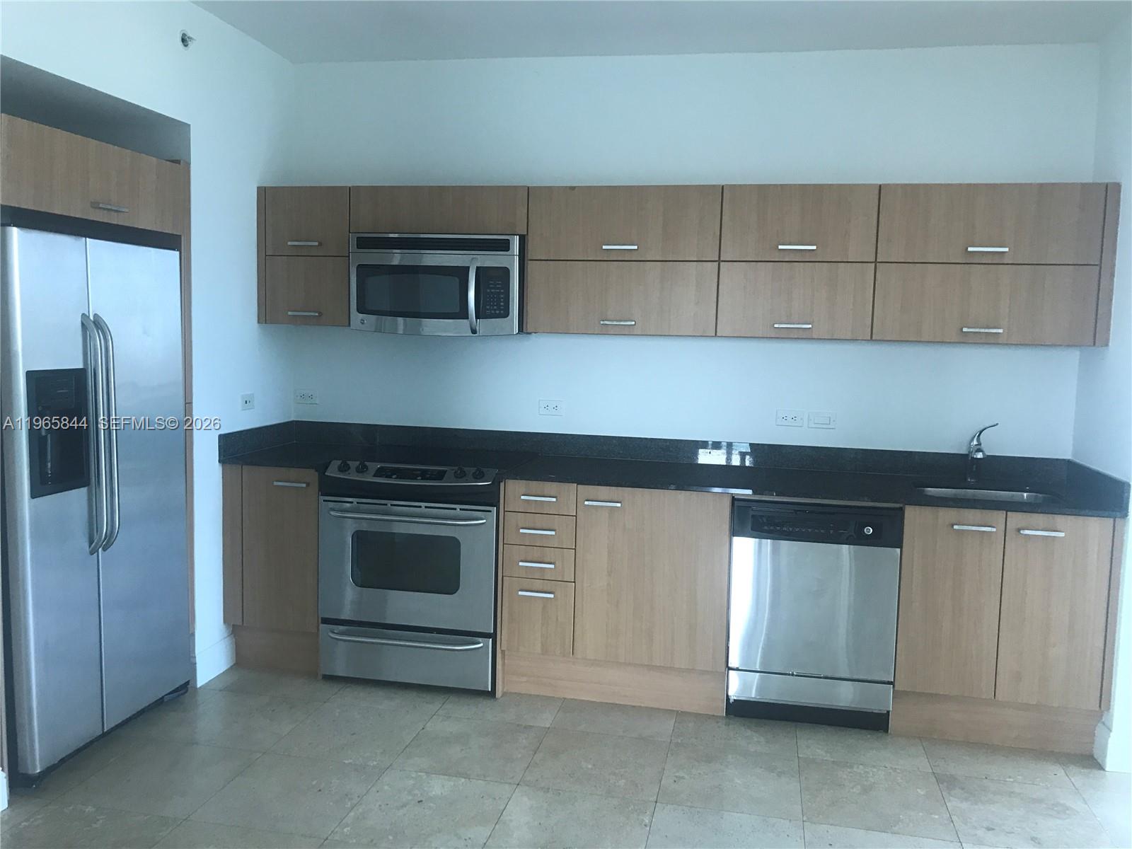350 S Miami Ave #2114, Miami FL 33130