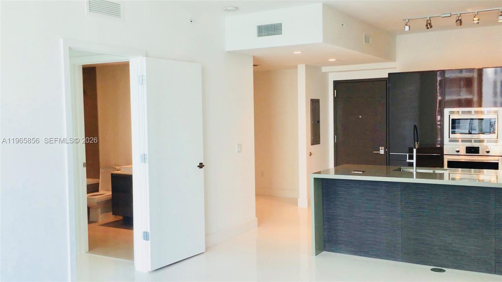 1080 Brickell Ave #2607, Miami FL 33131