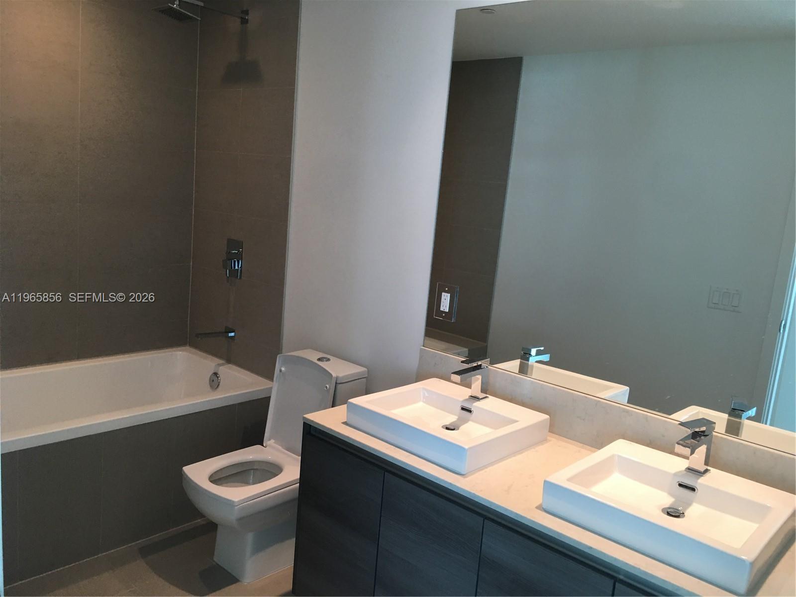 1080 Brickell Ave #2607, Miami FL 33131
