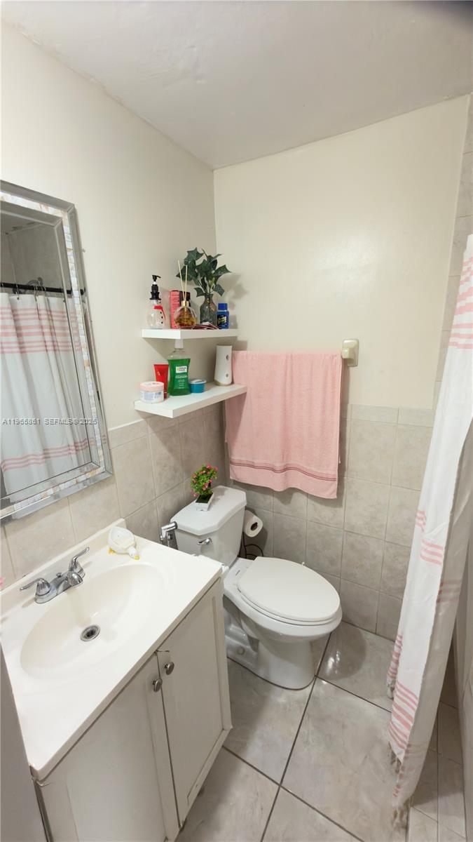1545 NW 8th Ter, Miami FL 33125
