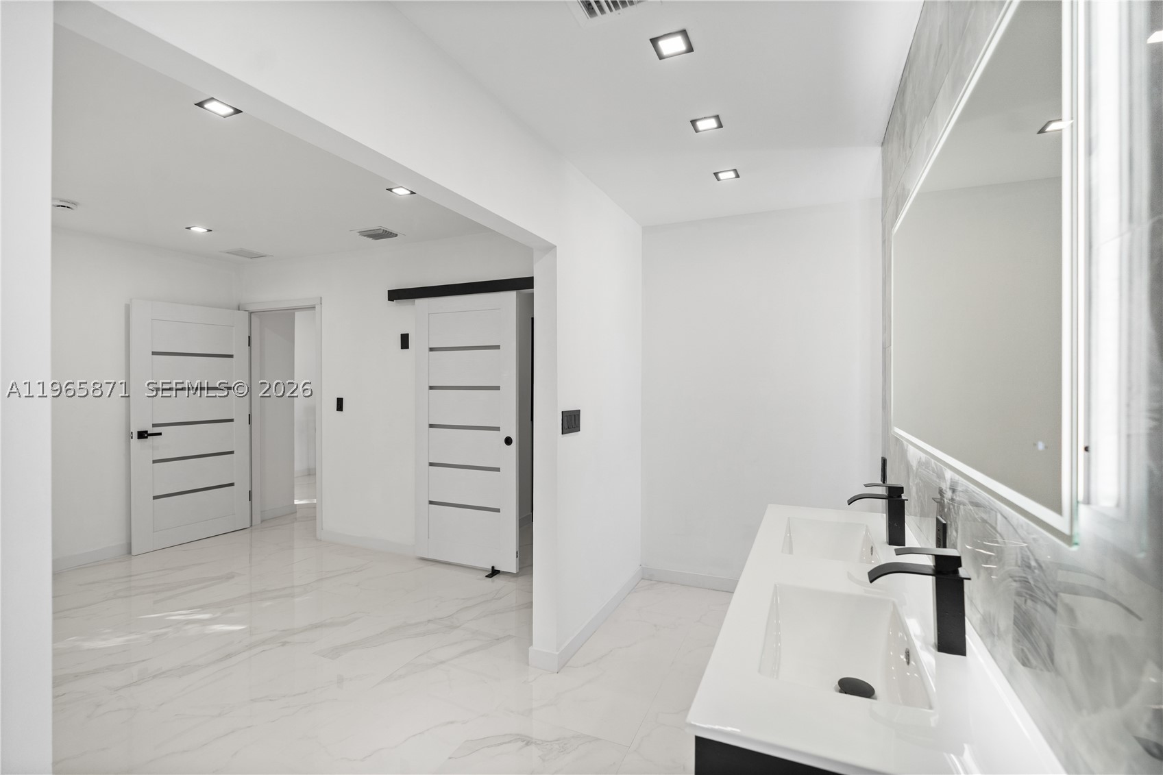 1644 NW 8th Ter, Miami FL 33125