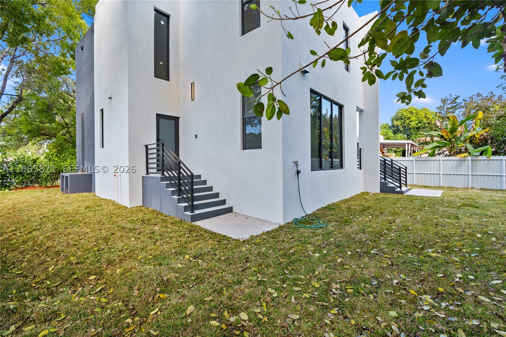 1644 NW 8th Ter, Miami FL 33125