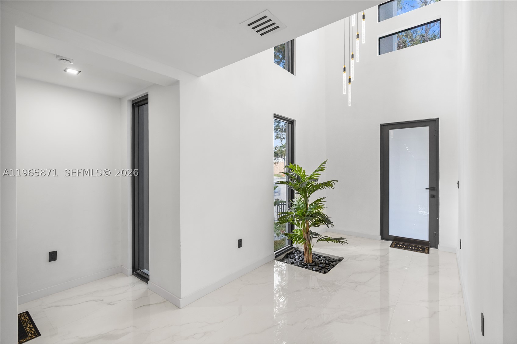 1644 NW 8th Ter, Miami FL 33125