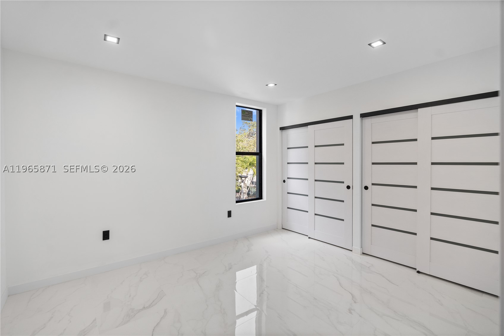 1644 NW 8th Ter, Miami FL 33125