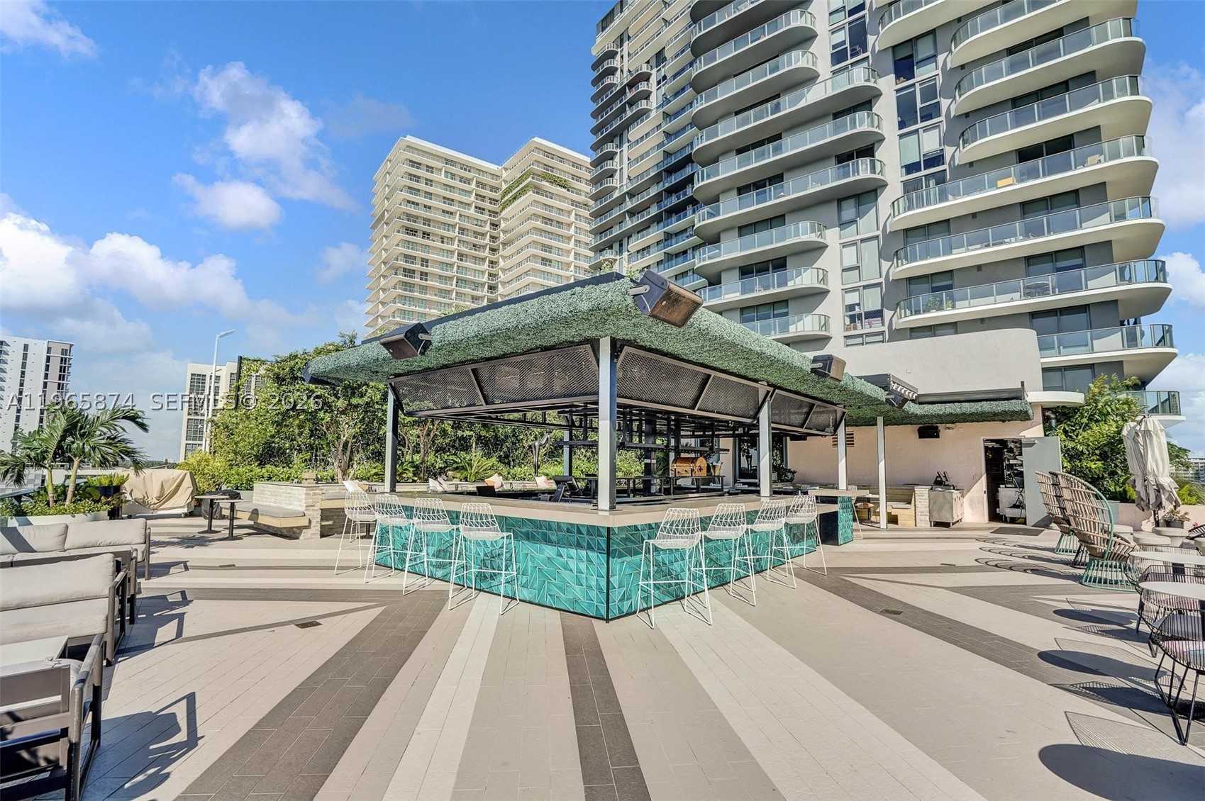 121 NE 34th St #2205, Miami FL 33137