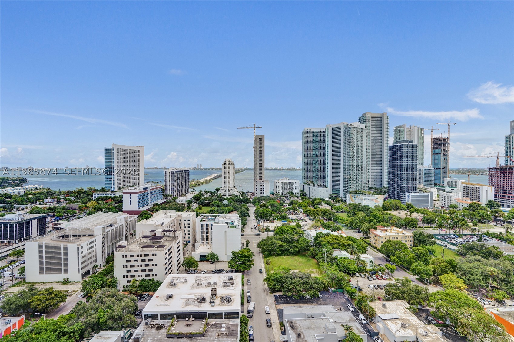 121 NE 34th St #2205, Miami FL 33137
