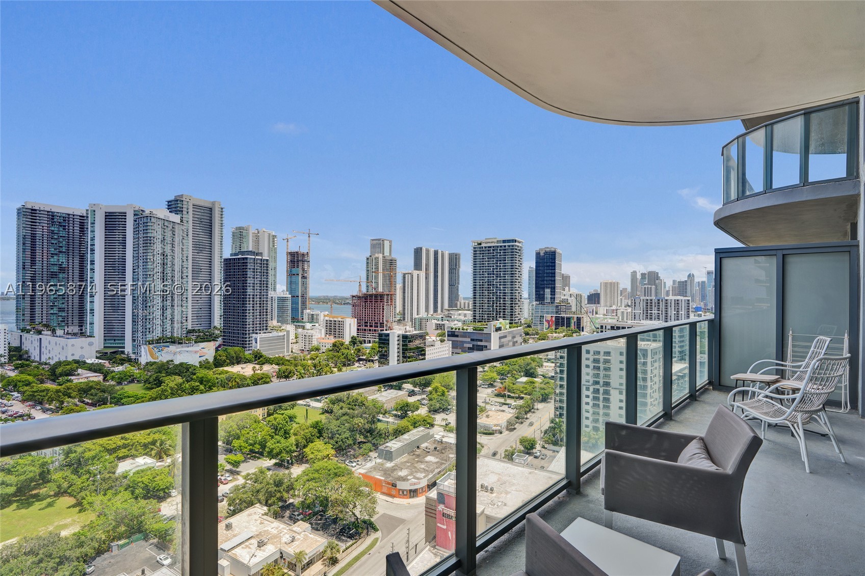 121 NE 34th St #2205, Miami FL 33137