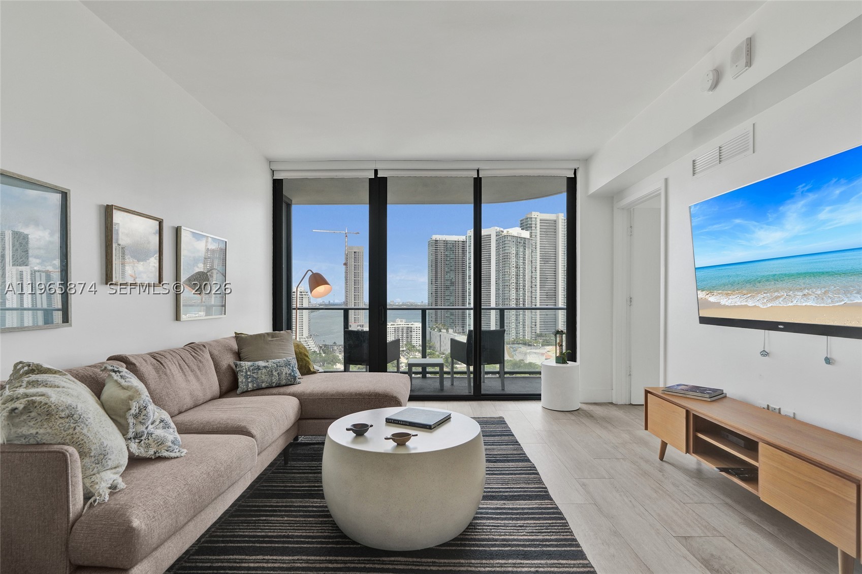 121 NE 34th St #2205, Miami FL 33137