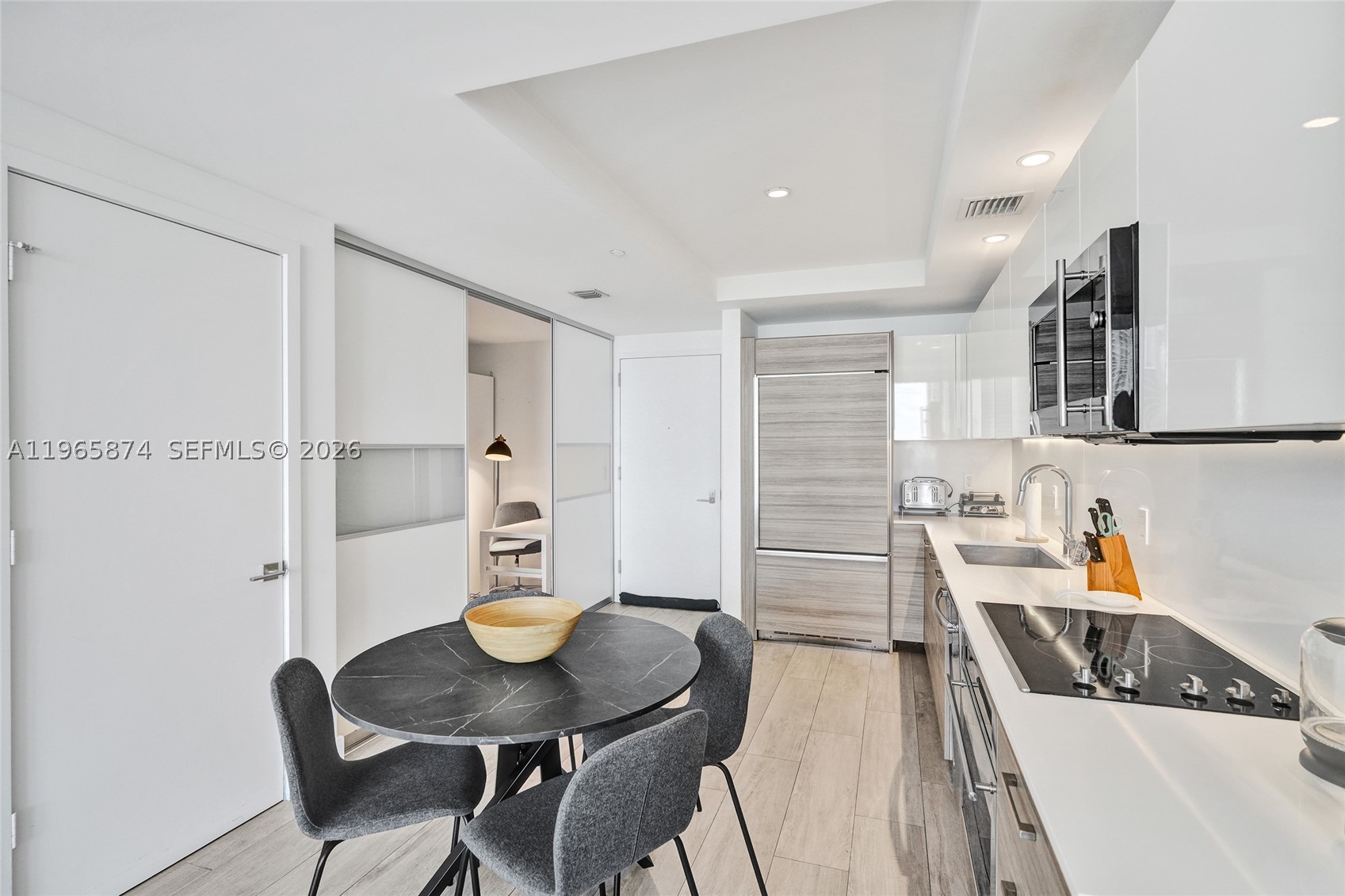 121 NE 34th St #2205, Miami FL 33137